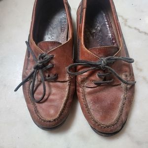 Cole haan boat deck shoes 9.5
